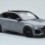 Audi RS3 8Y Sedan Performance Edition グレー GT Spirit 1:18 - image 4 of 6
