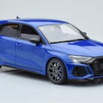 Audi RS3 8Y Sportback Performance Edition ナガロブルー GT Spirit 1:18 - image 3 of 5