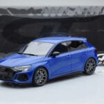 Audi RS3 8Y Sportback Performance Edition ナガロブルー GT Spirit 1:18 - image 5 of 5
