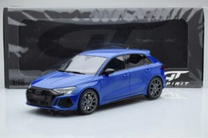 Audi RS3 8Y Sportback Performance Edition ナガロブルー GT Spirit 1:18 GT884 レジン - 画像 5/5