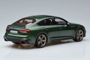 Audi RS5 B9 Sportback ソノマグリーン Asia Edition GT Spirit 1:18 CLDC018 レジン - 画像 2/6