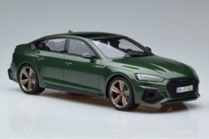 Audi RS5 B9 Sportback ソノマグリーン Asia Edition GT Spirit 1:18 CLDC018 レジン - 画像 4/6