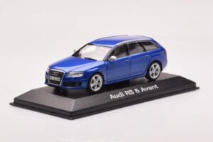Audi RS6 C6 Sepang ブルー Minichamps 1:43 5010710223 メタル - 画像 2/4