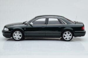 Audi S8 D2 グリーン Otto 1:18 OT916 レジン - 画像 3/6