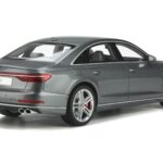 Audi S8 D5 グレー GT Spirit 1:18 - image 2 of 5
