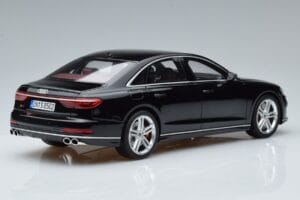 Audi S8 D5 Mythos ブラック Asia Edition GT Spirit 1:18 CLDC019 レジン - 画像 2/6