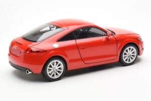 Audi TT 8J レッド メタリック Minichamps 1:18 100015021 メタル - 画像 3/8