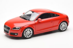 Audi TT 8J レッド メタリック Minichamps 1:18