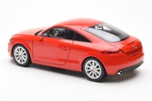 Audi TT 8J レッド メタリック Minichamps 1:18 100015021 メタル - 画像 7/8