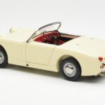 Austin-Healey Sprite Mk I Open Old English ホワイト Kyosho 1:18 - image 7 of 8