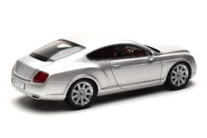 Bentley Continental GT シルバー Minichamps 1:18 100139021 メタル - 画像 3/8