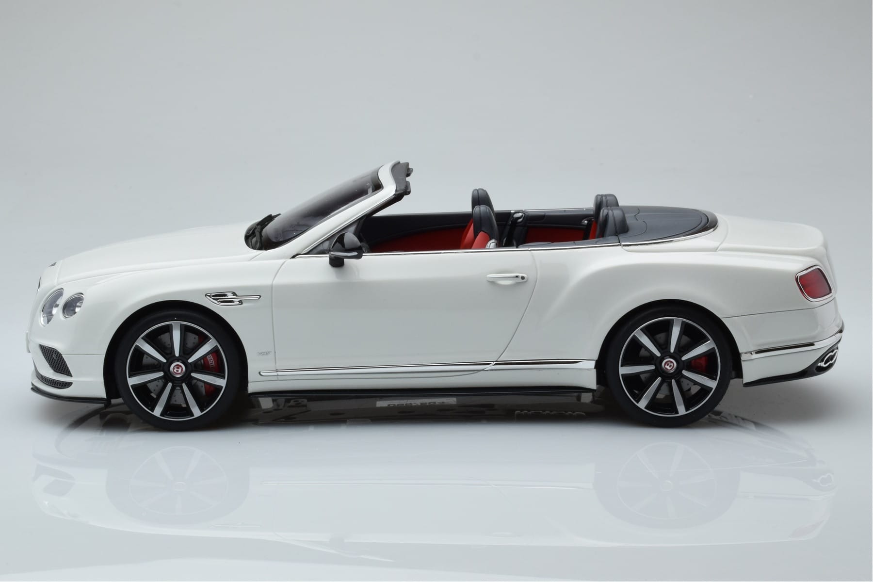 Bentley Continental GTC V8 S ホワイト GT Spirit 1:18 ZM046 レジン - 画像 3/6