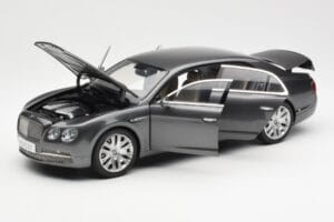 Bentley Flying Spur W12 グラナイトグレー Kyosho 1:18 08891GN メタル - 画像 2/8
