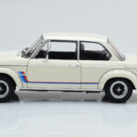BMW 2002 Turbo ホワイト Kyosho 1:18 - image 5 of 8