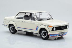 BMW 2002 Turbo ホワイト Kyosho 1:18 08544W メタル - 画像 6/8