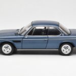 BMW 3.0 CSi E9 ブルーメタリック AUTOart 1:18 - image 4 of 8