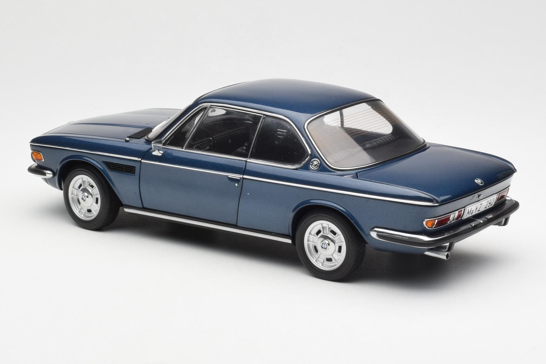 BMW 3.0 CSi E9 ブルーメタリック AUTOart 1:18 70672 メタル - 画像 7/8