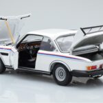 BMW 3.0 CSL E9 ホワイト Dealer Edition Minichamps 1:18 - image 4 of 7