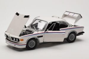 BMW 3.0 CSL E9 ホワイト Heritage Edition Minichamps 1:18 80432411550 メタル - 画像 2/8