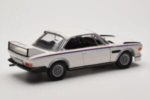 BMW 3.0 CSL E9 ホワイト Heritage Edition Minichamps 1:18 80432411550 メタル - 画像 3/8