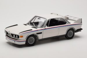 BMW 3.0 CSL E9 ホワイト Heritage Edition Minichamps 1:18