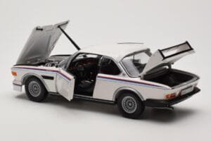 BMW 3.0 CSL E9 ホワイト Heritage Edition Minichamps 1:18 80432411550 メタル - 画像 5/8