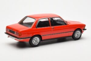 BMW 318 E21 レッド KK-Scale 1:18 KKDC180041 メタル - 画像 2/6