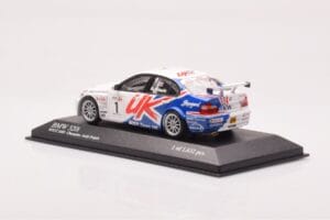 BMW 320si E90 BMW Team UK #1 A. Priaulx WTCC Porto Winner 2007 Minichamps 1:43 400072601 メタル - 画像 3/4