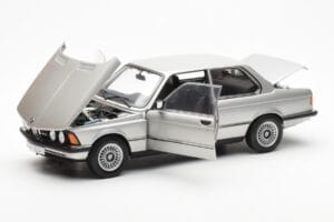 BMW 323i E21 Aspen シルバー AUTOart 1:18 80430433552 メタル - 画像 2/8