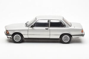 BMW 323i E21 Aspen シルバー AUTOart 1:18 80430433552 メタル - 画像 4/8