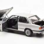 BMW 323i E21 Aspen シルバー AUTOart 1:18 - image 5 of 8