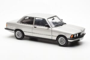 BMW 323i E21 Aspen シルバー AUTOart 1:18 80430433552 メタル - 画像 6/8