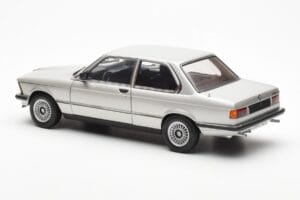 BMW 323i E21 Aspen シルバー AUTOart 1:18 80430433552 メタル - 画像 7/8