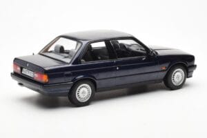 BMW 325i E30 ブルー メタリック Norev 1:18 183201 メタル - 画像 2/6