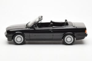 BMW 325i E30 カブリオレ ブラック メタリック Norev 1:18 183211 メタル - 画像 3/6