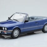 BMW 325i E30 カブリオレ ブルー MCG 1:18