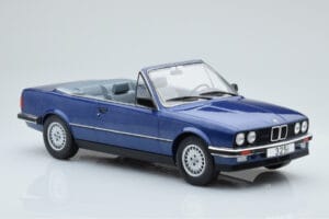BMW 325i E30 カブリオレ ブルー MCG 1:18 MCG18381 メタル - 画像 3/5