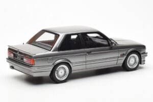 BMW 325i E30 グレー Metallic Otto 1:18 OT571 レジン - 画像 2/6