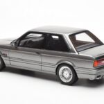 BMW 325i E30 グレー Metallic Otto 1:18 - image 5 of 6