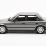 BMW 325i E30 セダン Dolphin グレー Otto 1:18 - image 3 of 6