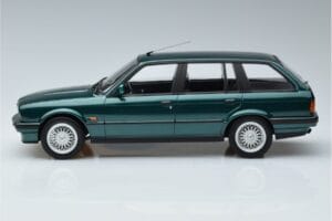 BMW 325i E30 Touring グリーンメタリック Norev 1:18 183219 メタル - 画像 3/6