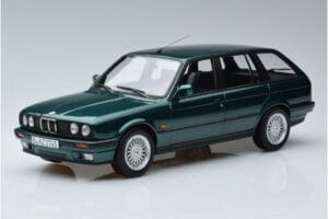 BMW 325i E30 Touring グリーンメタリック Norev 1:18 183219 メタル