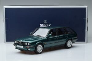 BMW 325i E30 Touring グリーンメタリック Norev 1:18 183219 メタル - 画像 6/6