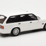 BMW 325i E30 Touring M Package ホワイト Otto 1:18 - image 2 of 5