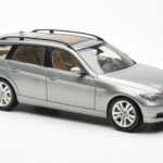 BMW 330i E91 Touring グレー Metallic Kyosho 1:18 - image 6 of 8