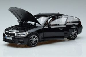 BMW 330i G20 ブラックメタリック Norev 1:18 183277 メタル - 画像 2/7