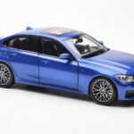 BMW 330i G20 Portimao ブルー Metallic Norev 1:18 - image 6 of 8