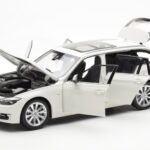 BMW 335i F31 Touring アルパインホワイト Paragon 1:18 - image 2 of 8