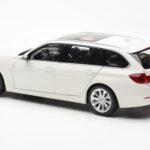 BMW 335i F31 Touring アルパインホワイト Paragon 1:18 - image 7 of 8