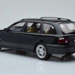 BMW 540 E39 Touring M Package ブラック Otto 1:18 - image 5 of 6